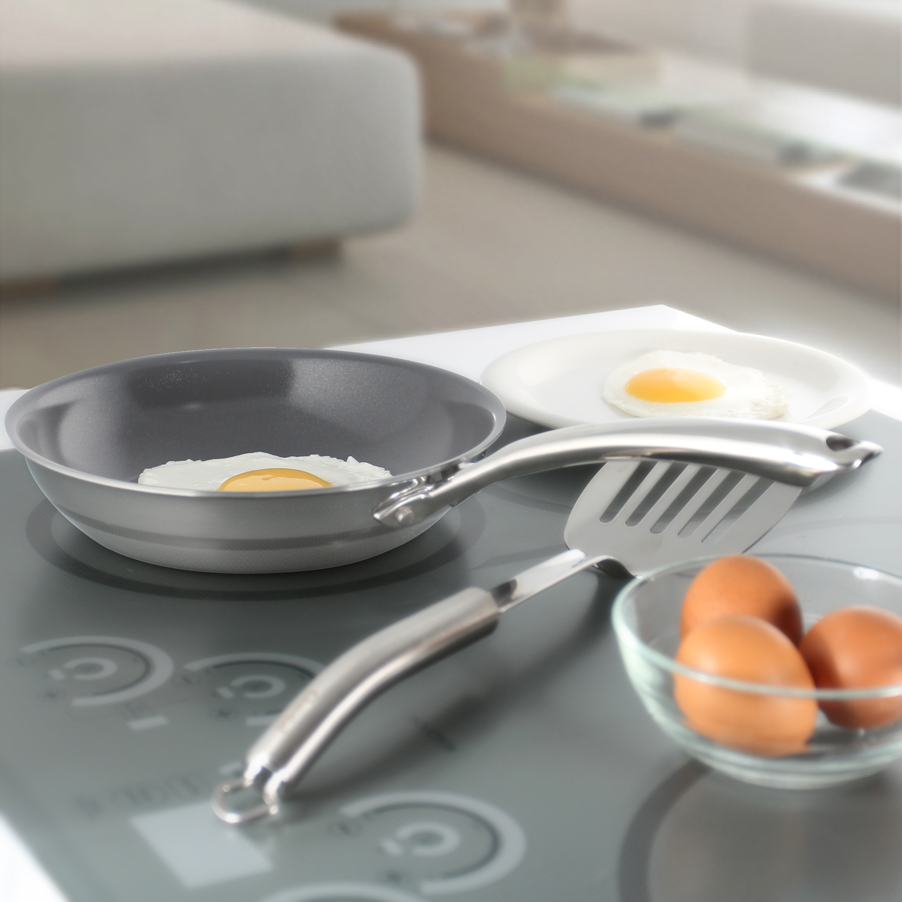 heat up rapidly and respond immediately when you adjust the temperature on your stove></p>
<p><span class=